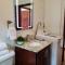 The Solace New Luxury Modern 1Bed 1Bath Apt.