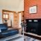 Homestead Loft- Private retreat, amongst the gums with woodfire and spa bath - Wallington