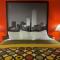 Super 8 by Wyndham Giddings - 吉丁斯