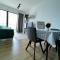 1-5 Pax Comfy Trefoil Studio-Walk to Setia City Mall & Setia City Convention Centre