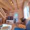 Holiday Home MIA