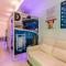 Studio 44 with twin beds & kitchenette at the new Olo living