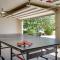 Hurricane Getaway with Private Pool, Mtn Views!