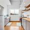 Modern Stylish 2 BR in Historic St. Johns