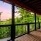 Woodhaven - Private - 3 Suites - Gorgeous Views - 3 Pools - GameRm - HotTub - Lots of Bears