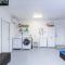 Casa Tropicana - Heated Pool, Game Room & Mins from beach - شاطئ هالانديل
