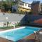 Residencial Jardim Imbassai 4 apt mobiliado com piscina