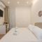 Colosseum Holidays - Three-Bedroom Apartment