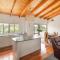 Hosts on the Coast - Views over Whiti Terrace