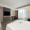 Atour Hotel Dalian Xinghai Square