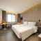 Atour Hotel Shanghai Wujiaochang West Yingao Road Station