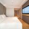 Atour Hotel Shenzhen Luohu Vientiane City