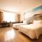 Atour Hotel Yantai South Station Yingchun Street