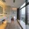 Atour Hotel Tonglu Fuchunjiang - Tonglu