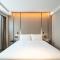 Atour Hotel Shenzhen Luohu Vientiane City