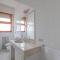 Comfy Flat Steps Away from Siena Station! - Siena