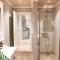 Beautiful Private Villa with Lake View and Boat - Hålland