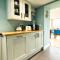 Penrhiw - a country cottage with mountain views