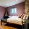 Penrhiw - a country cottage with mountain views