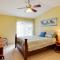 Balcony and Community Pool Deck Condo in Galveston - 加尔维斯敦