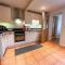 Well Furnished Holiday Cottage In The Heart Of Docking, Norfolk Ref 99009ht - Docking