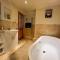 Well Furnished Holiday Cottage In The Heart Of Docking, Norfolk Ref 99009ht - Docking
