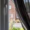 Wykebeck Mount by Our Home Short Stays stunning new build property with plenty of room free parking and fast WiFi - Killingbeck