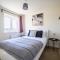 Wykebeck Mount by Our Home Short Stays stunning new build property with plenty of room free parking and fast WiFi - Killingbeck