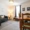 Fairways View - Spacious Apartment - Sleeps 6 - Lovely Views - by Rework Accommodation