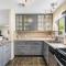 Serene Home- Sleeps 16 - Pet Friendly - Hot Tub - Pool -2 Kitchens!