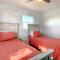 One Piece ~ Duplex with Pool ~ 2 Minutes from Beach Flagler Avenue - New Smyrna Beach