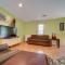 Candler Home with Large Deck Hike, Bike and Unwind! - Candler