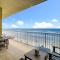 Luxury Beachfront Malibu Condo on 7th Floor ~ Close to Shopping Dining ~ Malibu 703