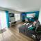 SurfView VR - Best Ocean and Pier View, 5 mins to Beach, Cozy Patio, Pet Friendly