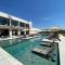 2BR/2B BEAUTIFUL CLOSE 5MIN TO CENTRO, POOL