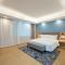 Holiday Inn Express Chengdu Tianfu Square by IHG - Chunxi Road and Kuanzhai Alley - Чэнду