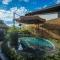 Tengchong Jingge Banshan Hot Spring Hotel