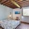 Lavish Holiday Home in Volterra with Pool