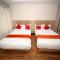 Redstone Regency Hotel