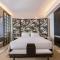Tengchong Jingge Banshan Hot Spring Hotel