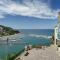 Panoramic Apartment in Villa on The Beach, In Center