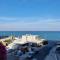 Stylish Beach Apt w/ Sea View + Pool + 200Mbit - Ларнака