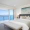 Waters Edge - Point Clare - Pool , Spa, Private Jetty