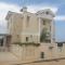 Anthorina Villa 8