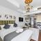 StoneTree - Elegant Studio in Goldcrest View - Дубай