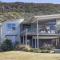 Killcare Beach Abode with AC