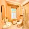 Explorer B&B Old Town Rooms & Apartment #dont be a tourist, be an Explorer!
