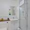 OnSiteStays - Contemporary 2 Bed Apt with Ensuite, 2 x Free Parking Spaces & a Balcony - 达特福德