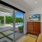 Ultra-Chic, Mid-century- Resort Style Pool, Spa & Fire Pit 2BD/2BTH in Movie Colony
