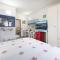LOrso e il Mare (Adults Only)